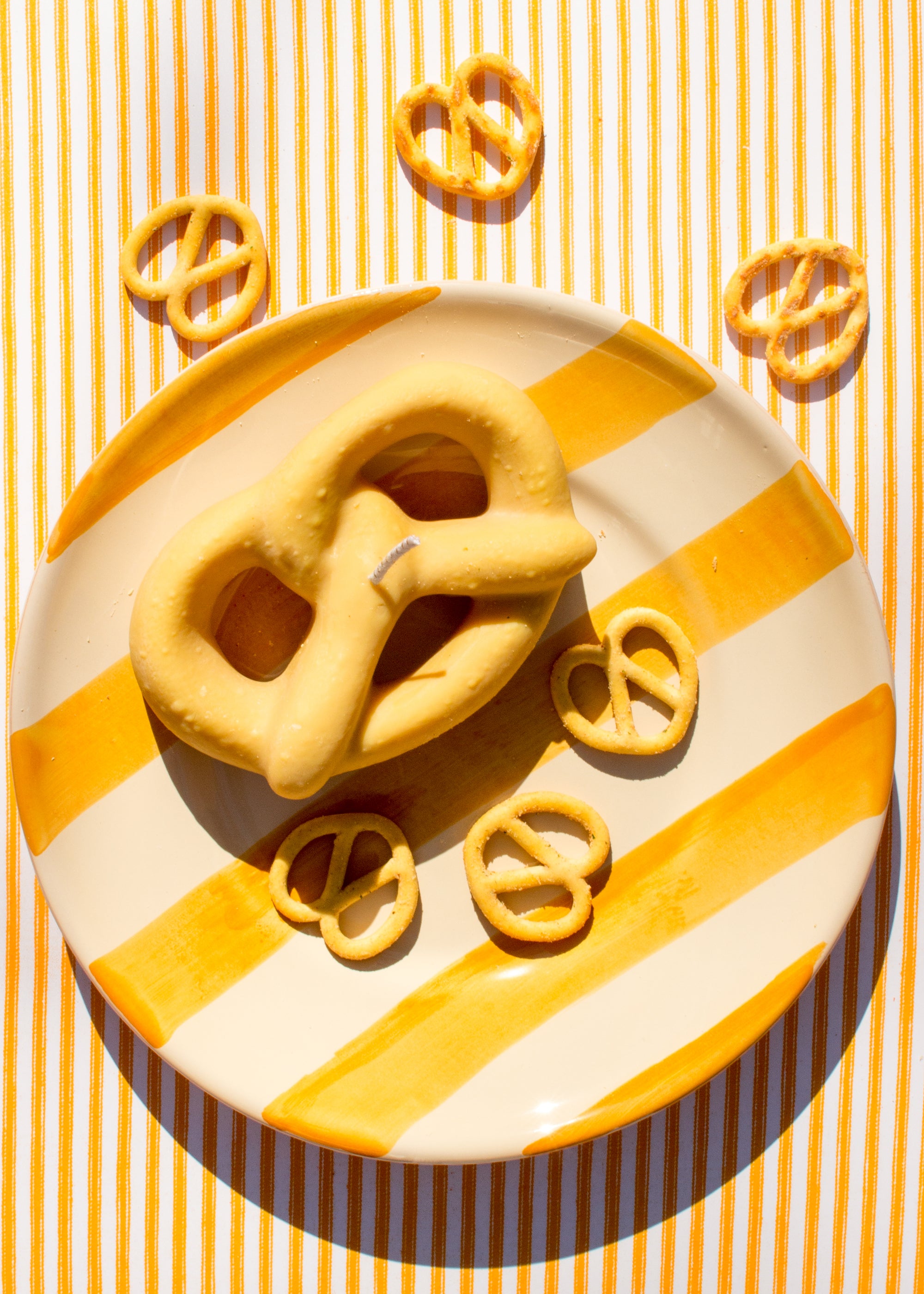 Pretzel Candle